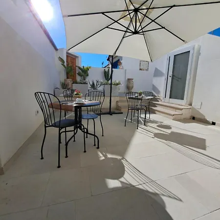 Le Dune Luxury 4* ויאסטה